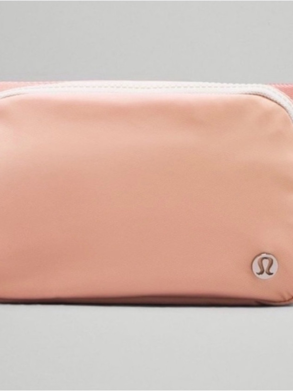 lululemon athletica Everywhere Belt Bag in 1L in Melon Sorbet.